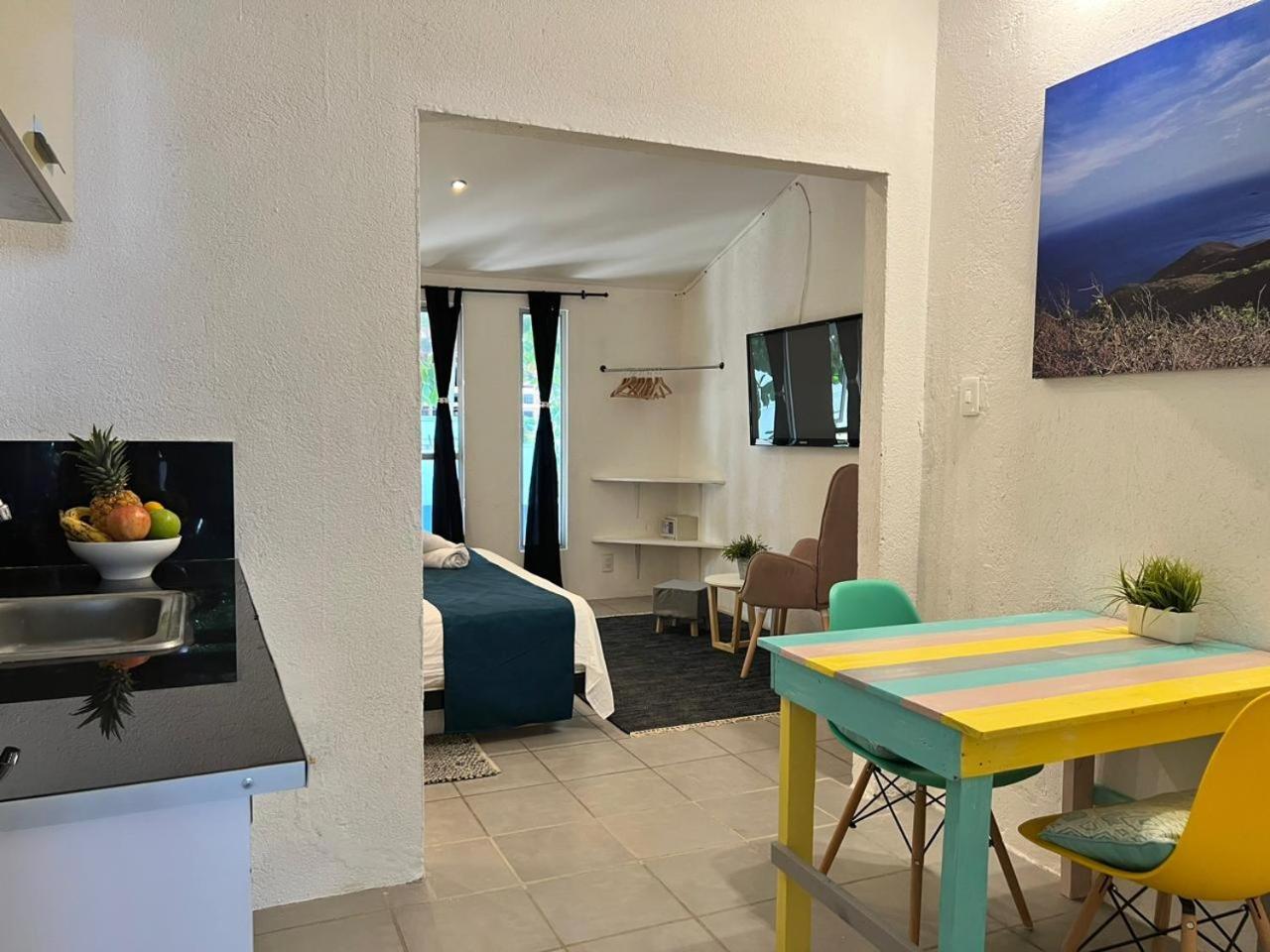 Ocean Lovers Hostel & Apartments Taganga Exterior photo