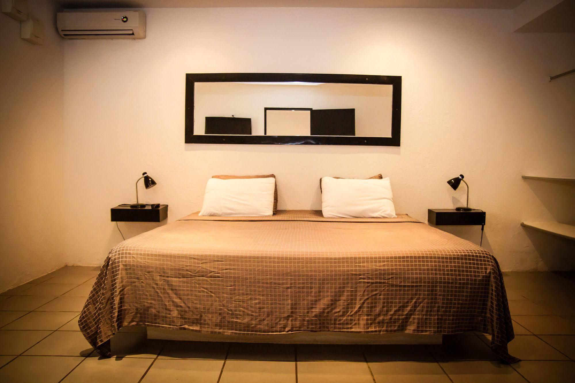 Ocean Lovers Hostel & Apartments Taganga Exterior photo