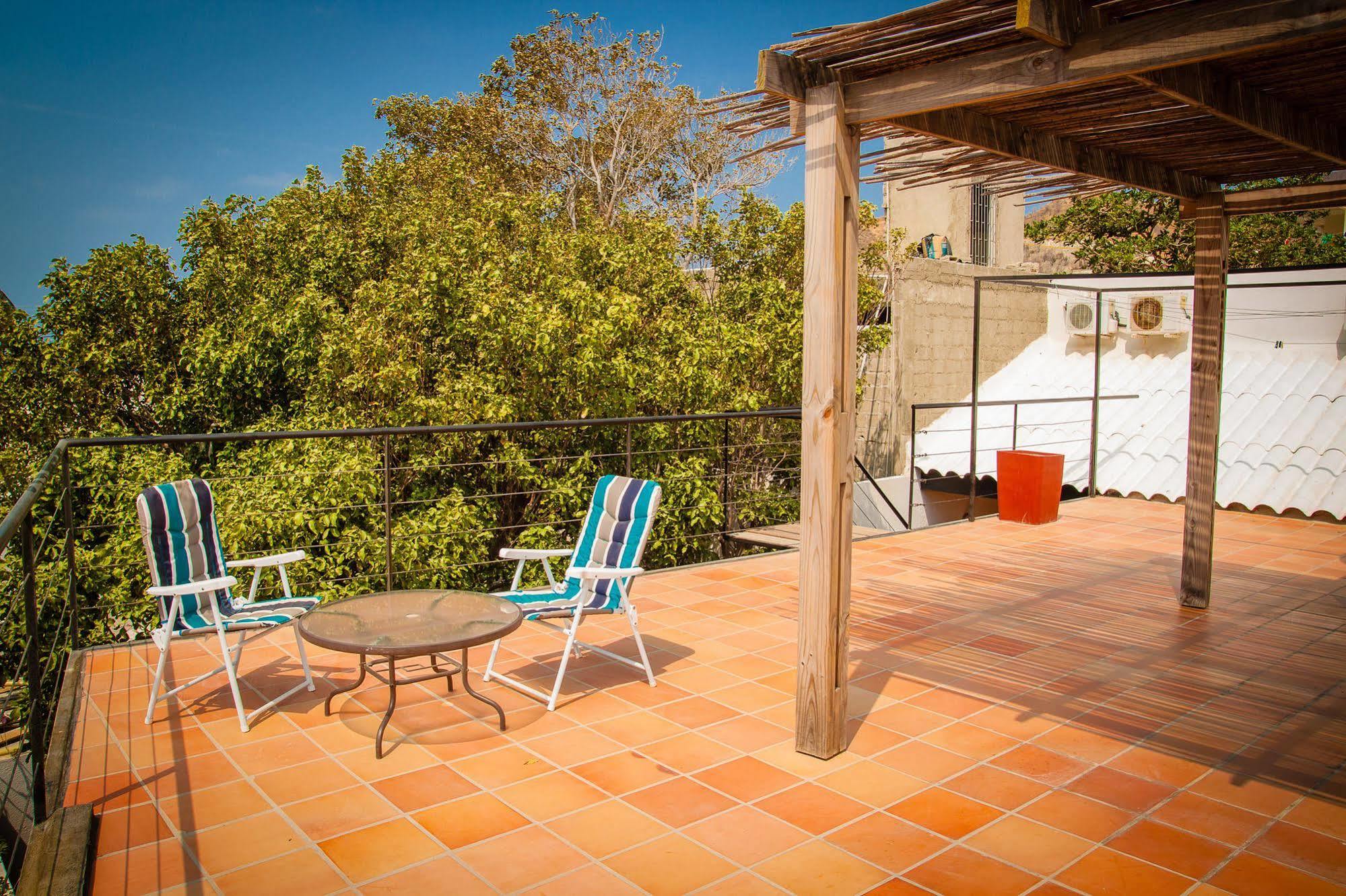 Ocean Lovers Hostel & Apartments Taganga Exterior photo