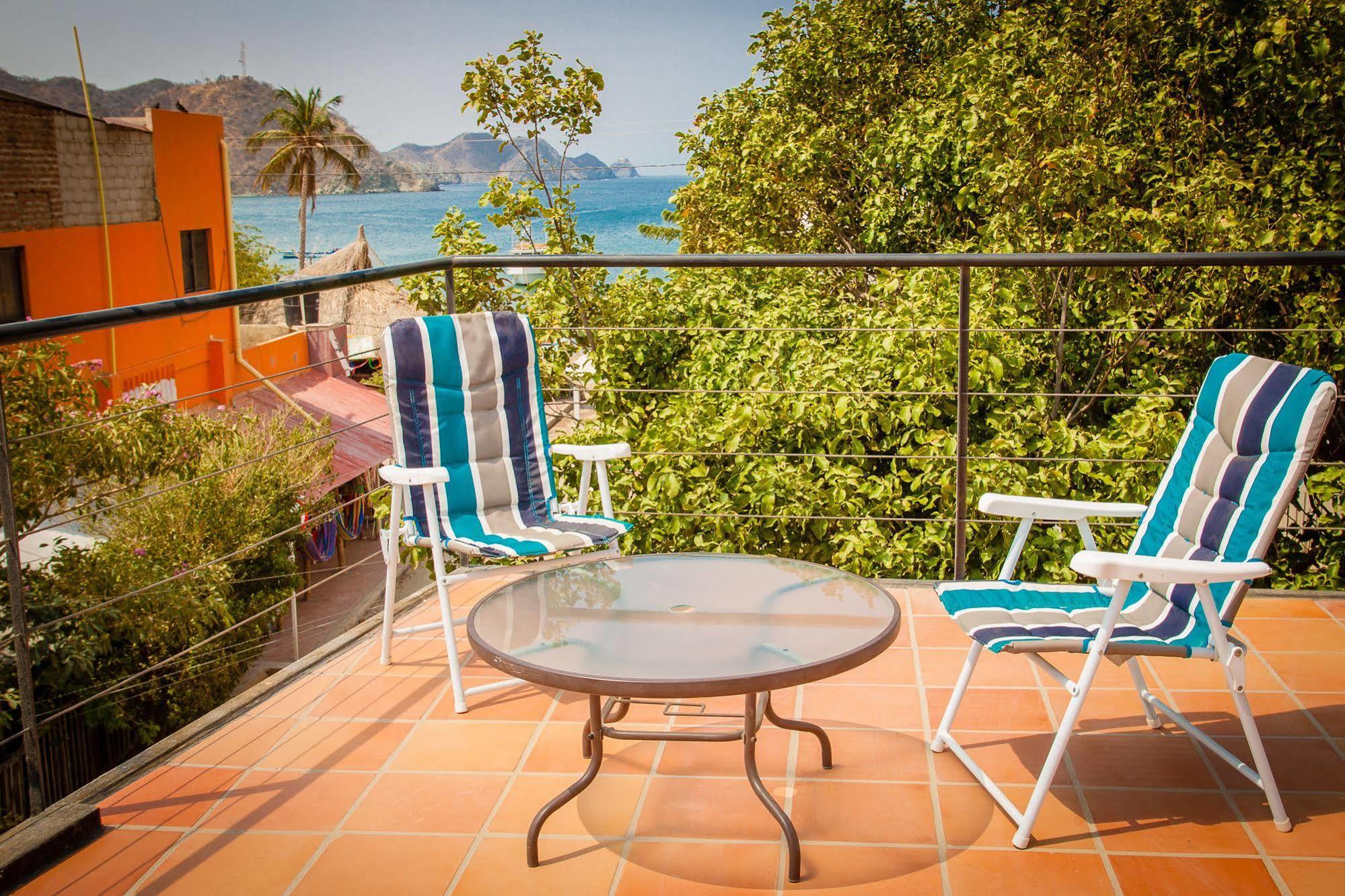 Ocean Lovers Hostel & Apartments Taganga Exterior photo